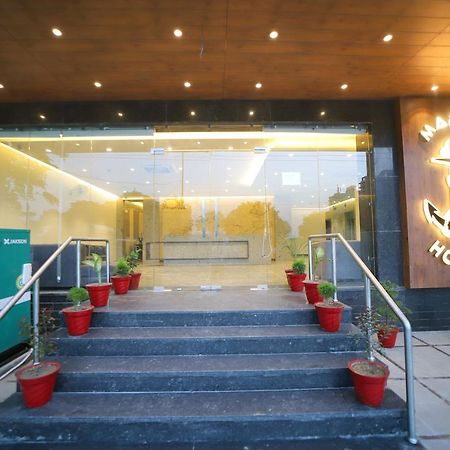 Hotel Marine House Агра Екстериор снимка