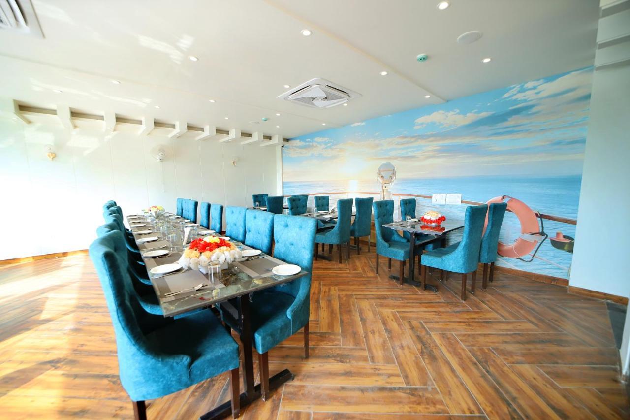 Hotel Marine House Агра Екстериор снимка