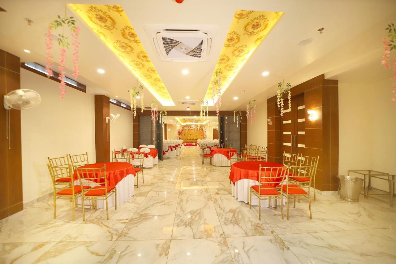 Hotel Marine House Агра Екстериор снимка